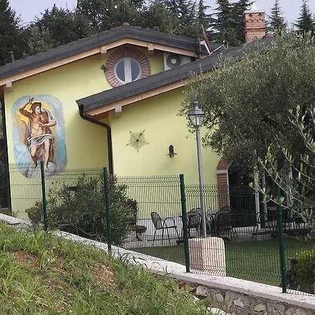 Al Cristo B&B 산탐브로지오 디 발폴리첼라